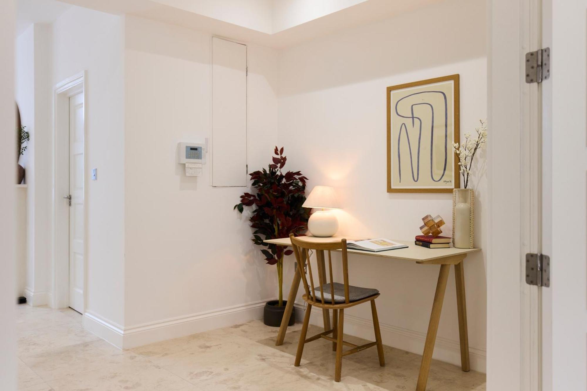 The Camden Park Place - Lovely 4bdr Flat With Garden Apartament Londra
